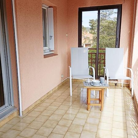 בנדול Spacious Sea View Apart At 50M From The Beach מראה חיצוני תמונה