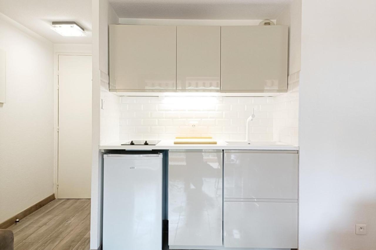 בנדול Spacious Sea View Apart At 50M From The Beach מראה חיצוני תמונה