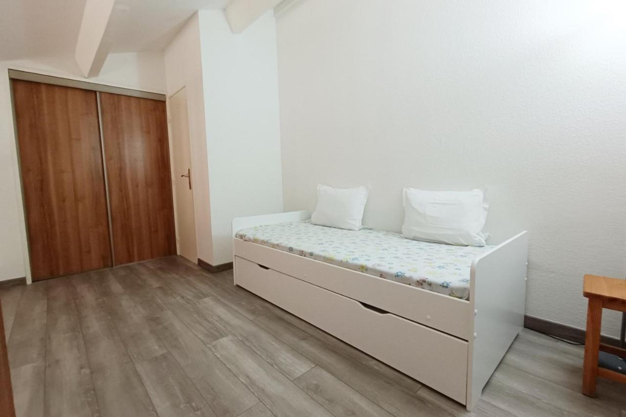 בנדול Spacious Sea View Apart At 50M From The Beach מראה חיצוני תמונה